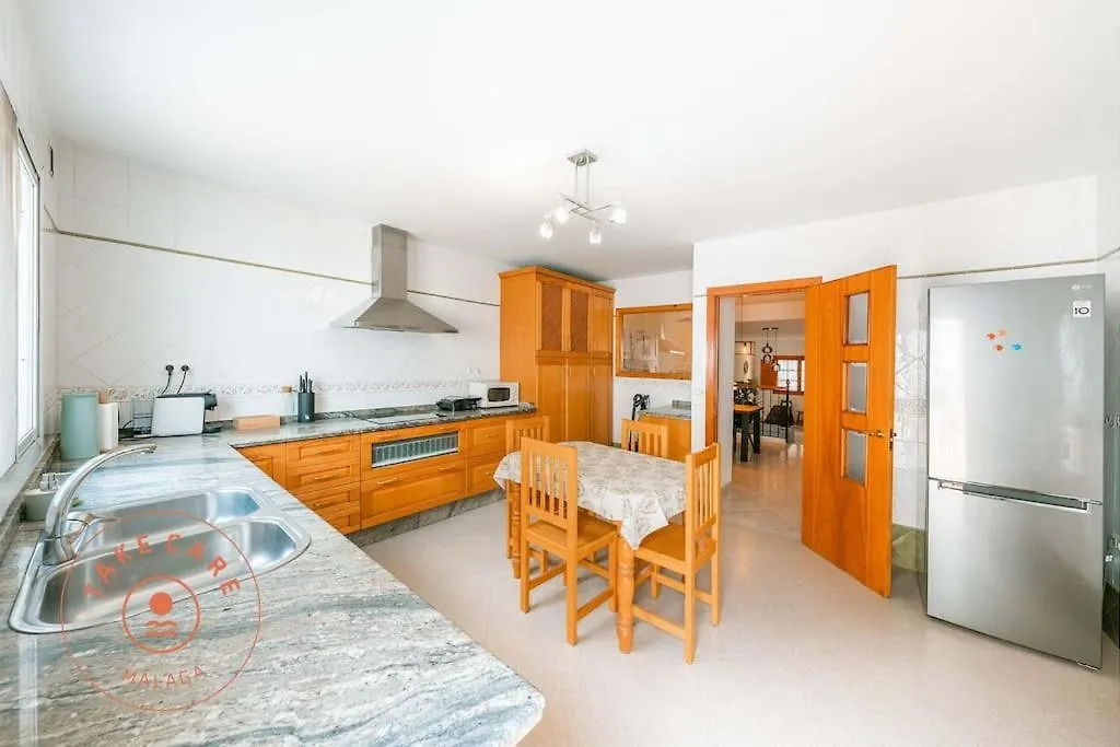 Spacious Home With Lovely Garden - Tcm Rincon de la Victoria Holiday home
